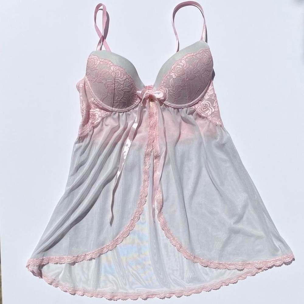 Jessica Simpson Off white & light pink lace split-front lingerie top Women Large